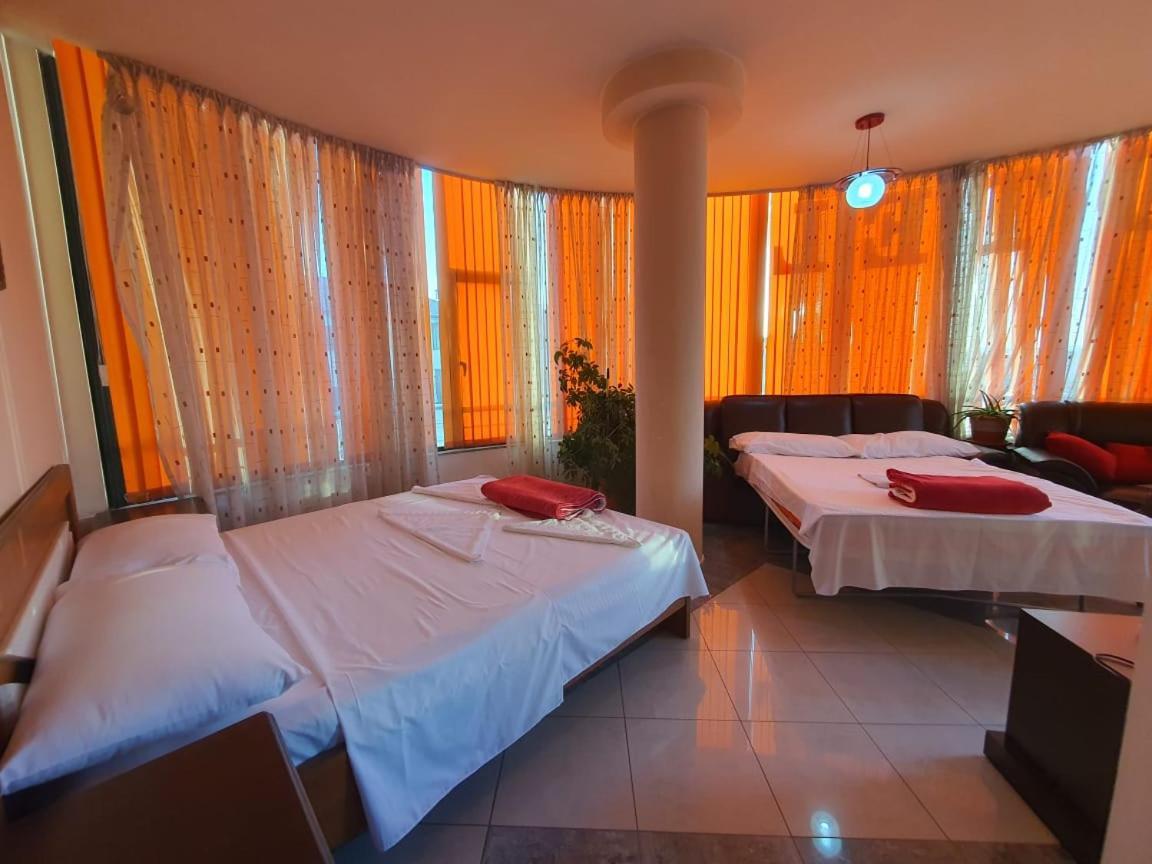 Hotel W Bush Square Fushe-Kruje المظهر الخارجي الصورة
