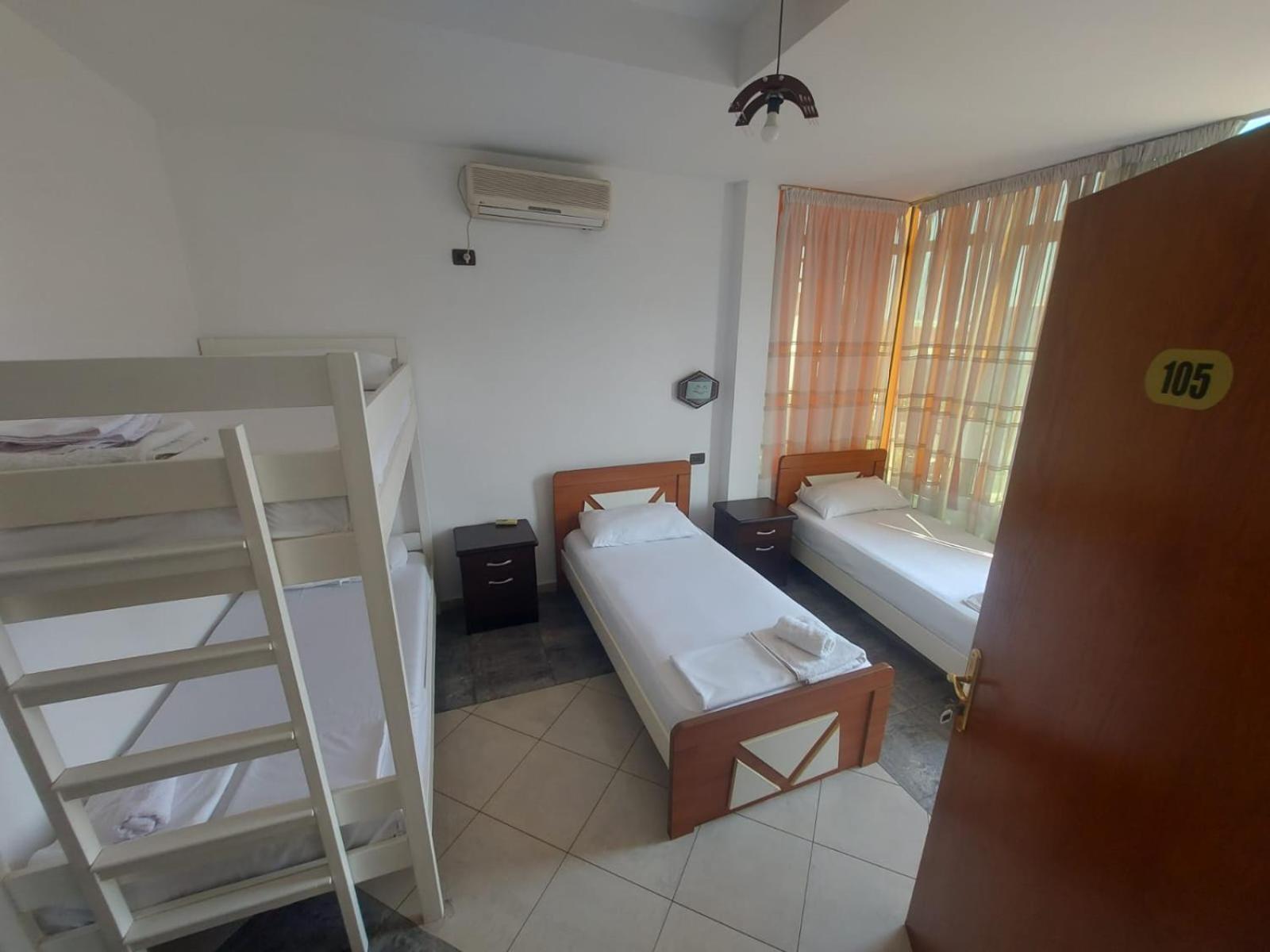 Hotel W Bush Square Fushe-Kruje المظهر الخارجي الصورة